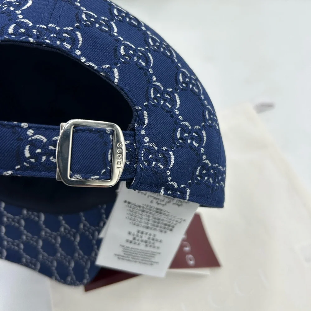 Men's Gucci, blue shadow GG adjustable baseball camp size medium, made in Italy